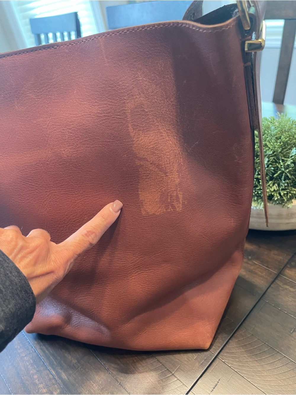 Madewell Leather Essential Tote in Chestnut Brown - Picture 8 of 12